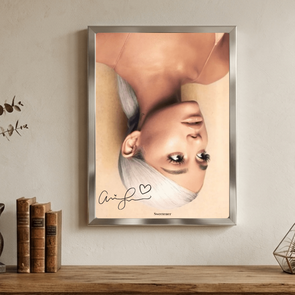 Ariana Grande - Sweetener Poster with Frame - Vibes DistrictAriana Grande - Sweetener Poster with Frame poster GoldVibes District