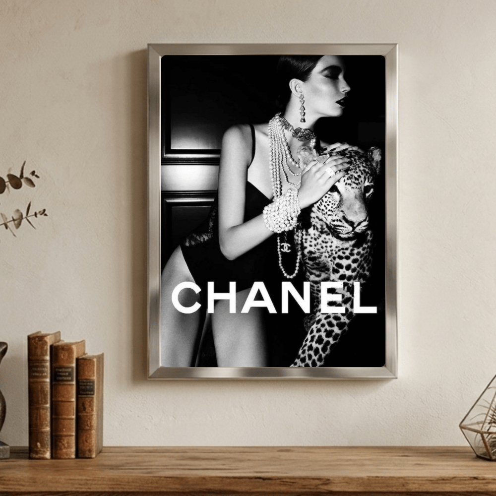 Luxury brand - Vibes DistrictLuxury brand poster NeroVibes District