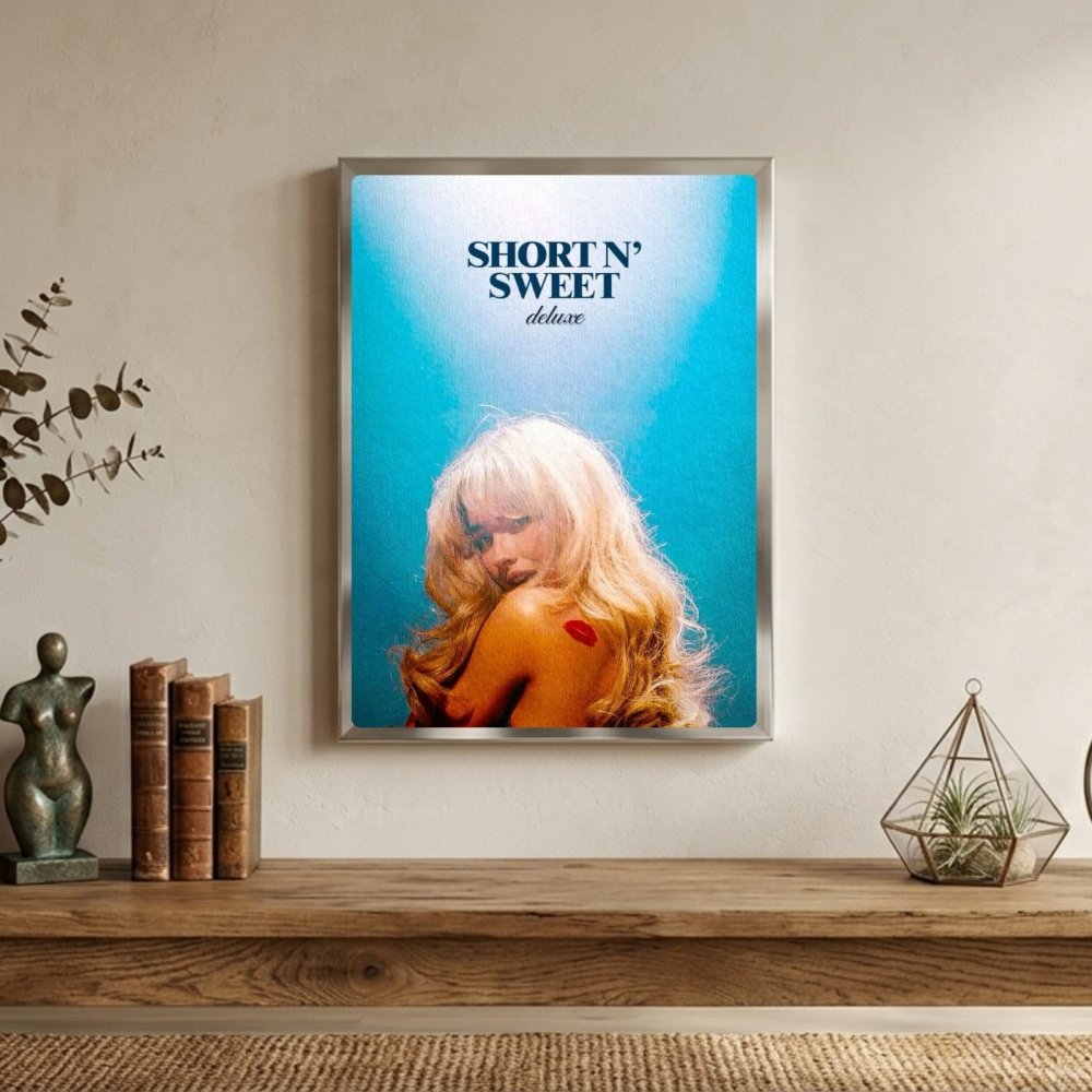 Sabrina Carpenter Poster with Frame - Vibes DistrictSabrina Carpenter Poster with Frame poster BiancoVibes District