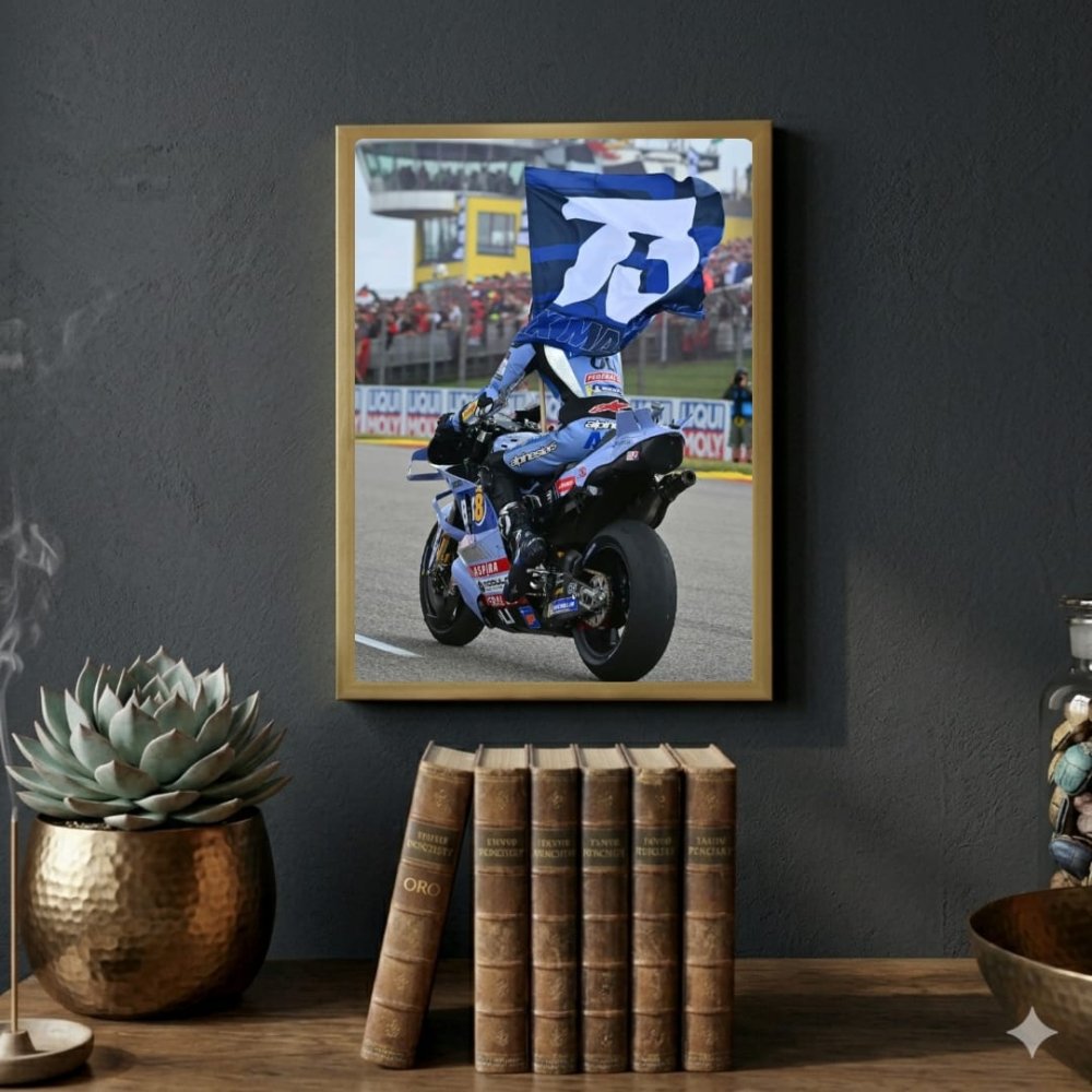 Alex marquez, moto gp - Vibes DistrictAlex marquez, moto gp GoldVibes District