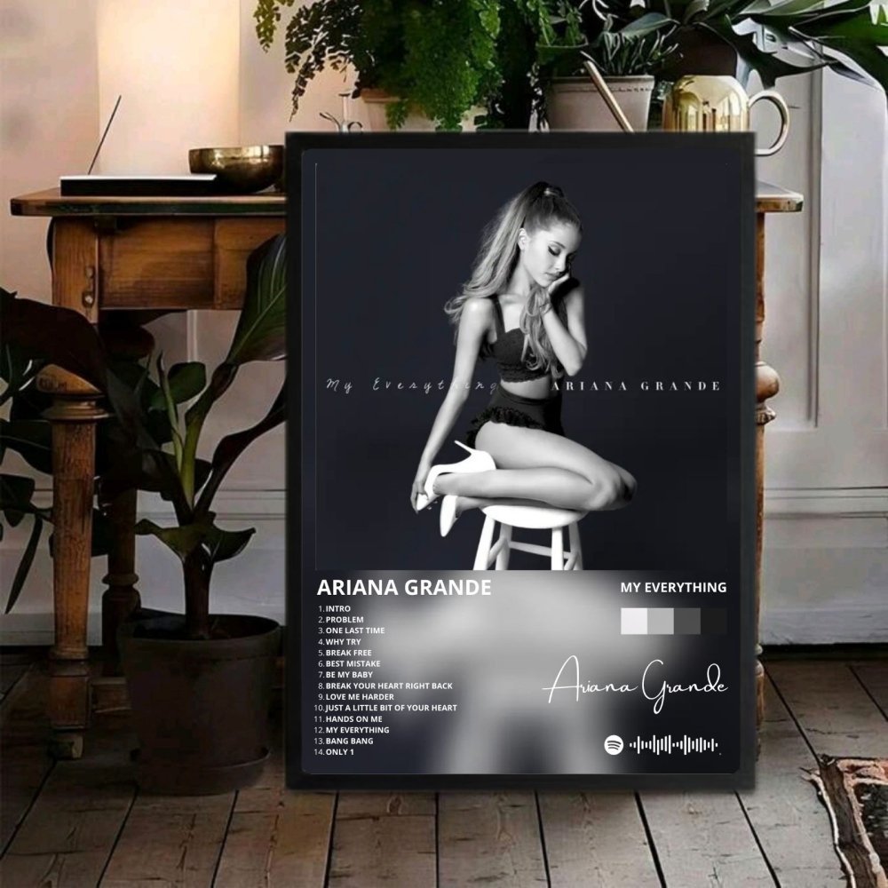 Ariana Grande – My Everything Poster with Frame - Vibes DistrictAriana Grande – My Everything Poster with Frame NeroVibes District