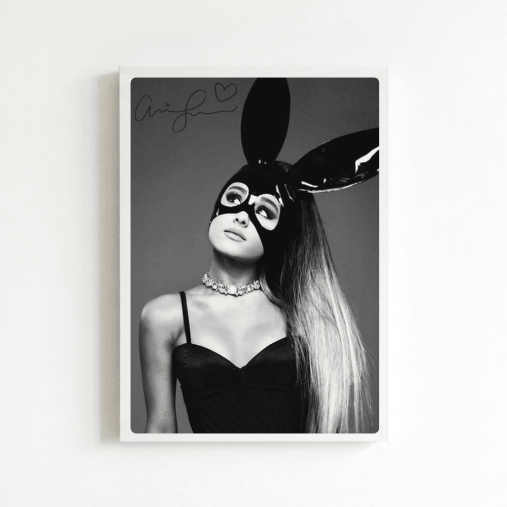 Ariana Grande Poster with Frame - Vibes DistrictAriana Grande Poster with Frame poster BiancoVibes District