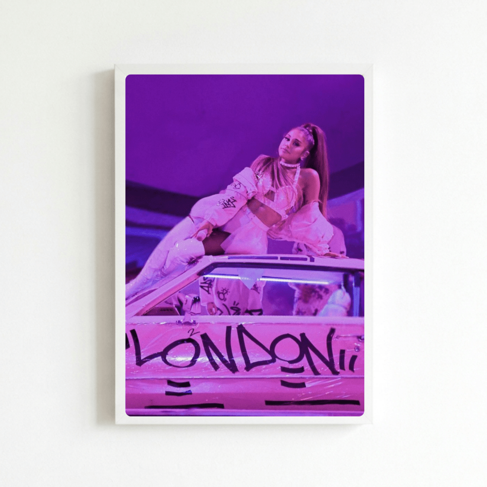 Ariana Grande Poster with Frame - Vibes DistrictAriana Grande Poster with Frame poster BiancoVibes District