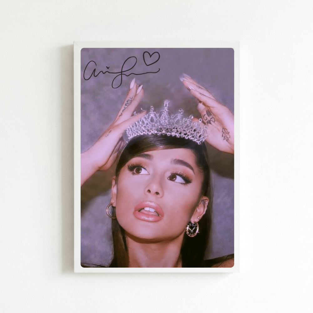 Ariana Grande Poster with Frame - Vibes DistrictAriana Grande Poster with Frame poster BiancoVibes District