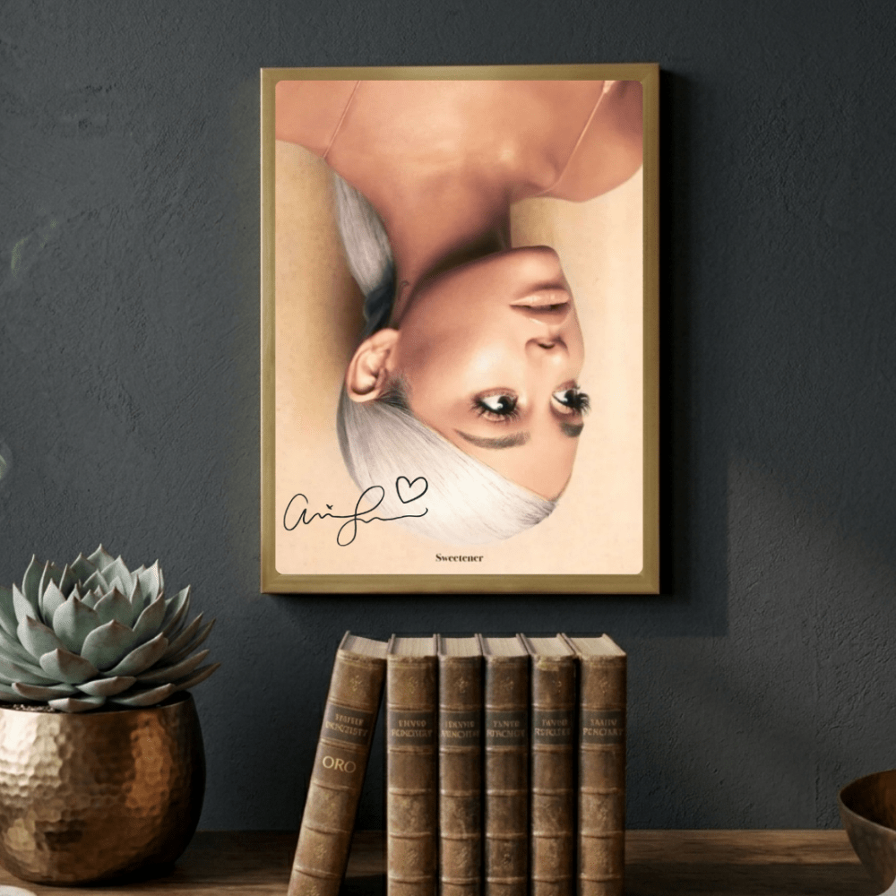 Ariana Grande - Sweetener Poster with Frame - Vibes DistrictAriana Grande - Sweetener Poster with Frame poster GoldVibes District