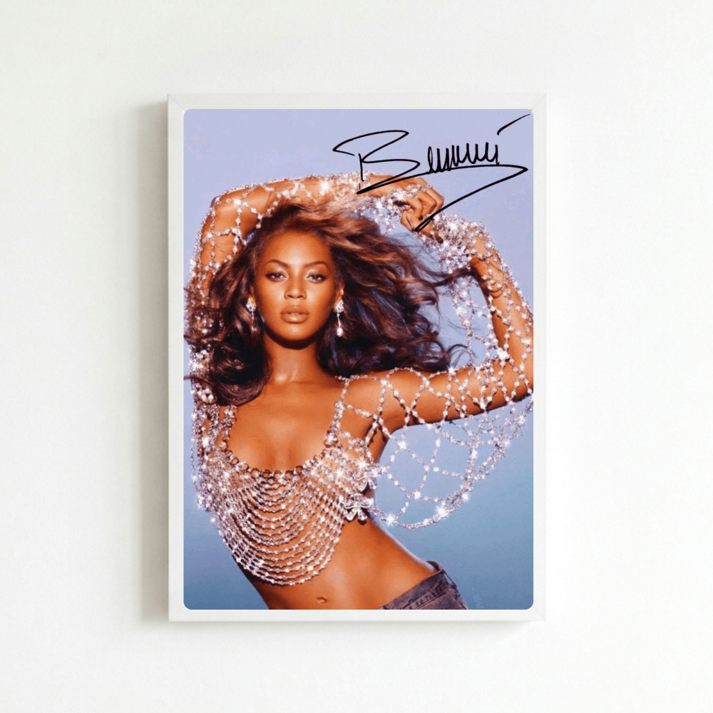 Beyoncé Poster with Frame - Vibes DistrictBeyoncé Poster with Frame poster BiancoVibes District