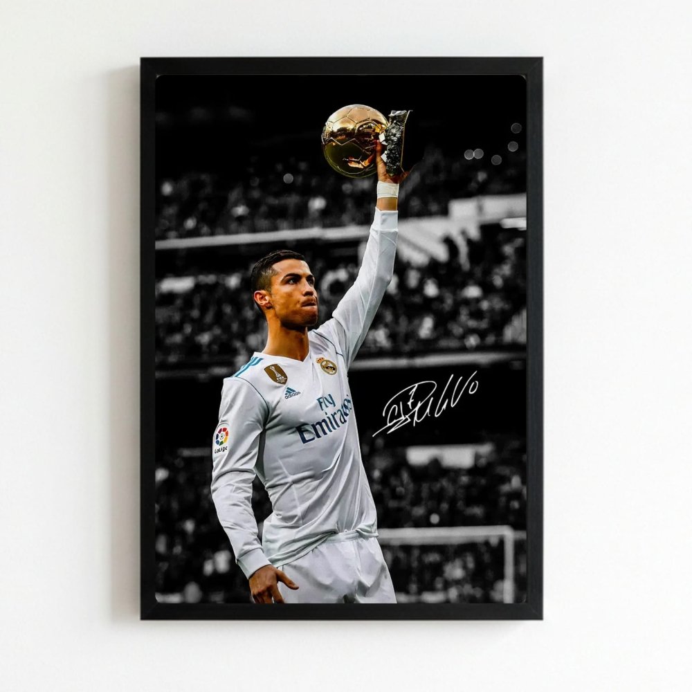 cr7, cristiano ronaldo - Vibes Districtcr7, cristiano ronaldo poster NeroVibes District