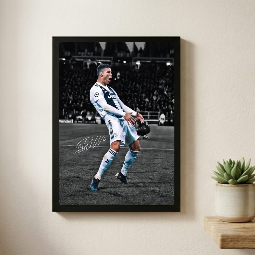 cr7, cristiano ronaldo - Vibes Districtcr7, cristiano ronaldo poster GoldVibes District