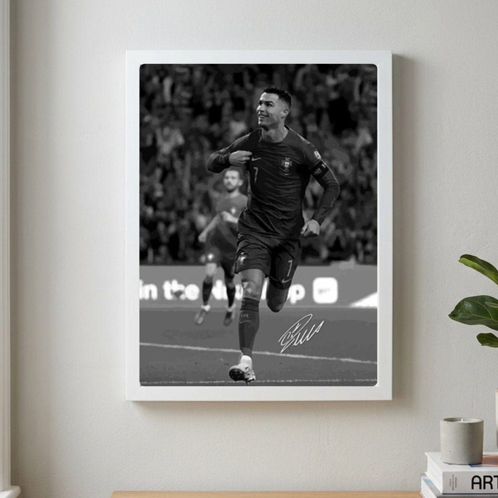 cr7, cristiano ronaldo - Vibes Districtcr7, cristiano ronaldo poster GoldVibes District