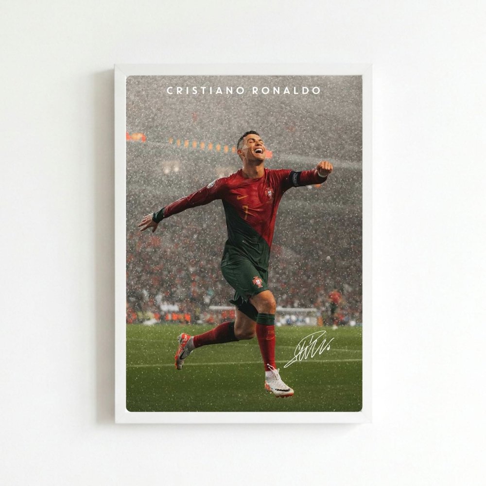 cr7, cristiano ronaldo - Vibes Districtcr7, cristiano ronaldo poster BiancoVibes District