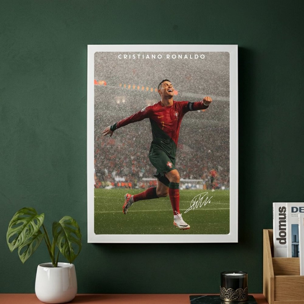 cr7, cristiano ronaldo - Vibes Districtcr7, cristiano ronaldo poster GoldVibes District