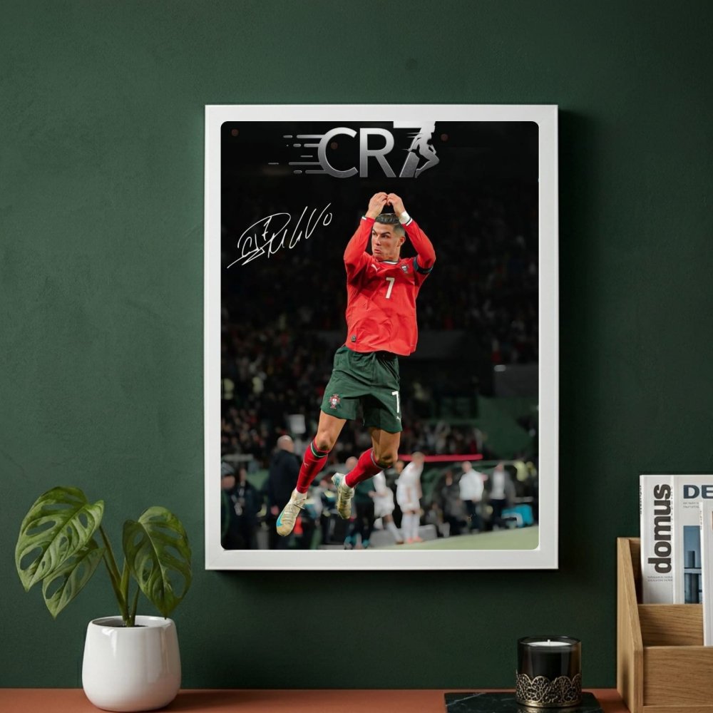 cr7, cristiano ronaldo - Vibes Districtcr7, cristiano ronaldo poster GoldVibes District