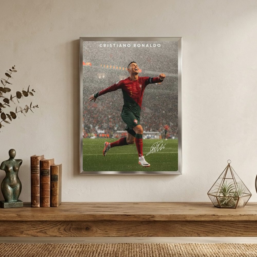 cr7, cristiano ronaldo - Vibes Districtcr7, cristiano ronaldo poster GoldVibes District