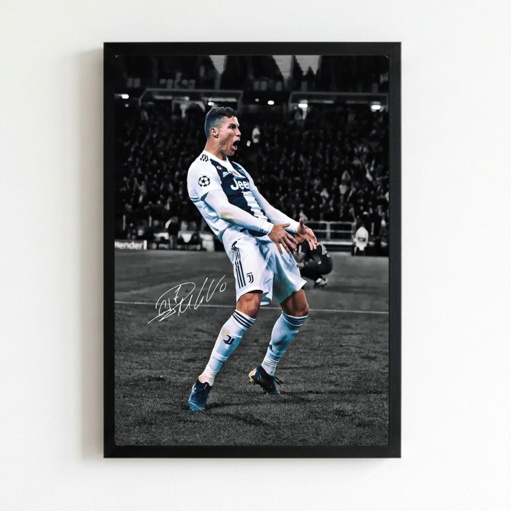 cr7, cristiano ronaldo - Vibes Districtcr7, cristiano ronaldo poster NeroVibes District