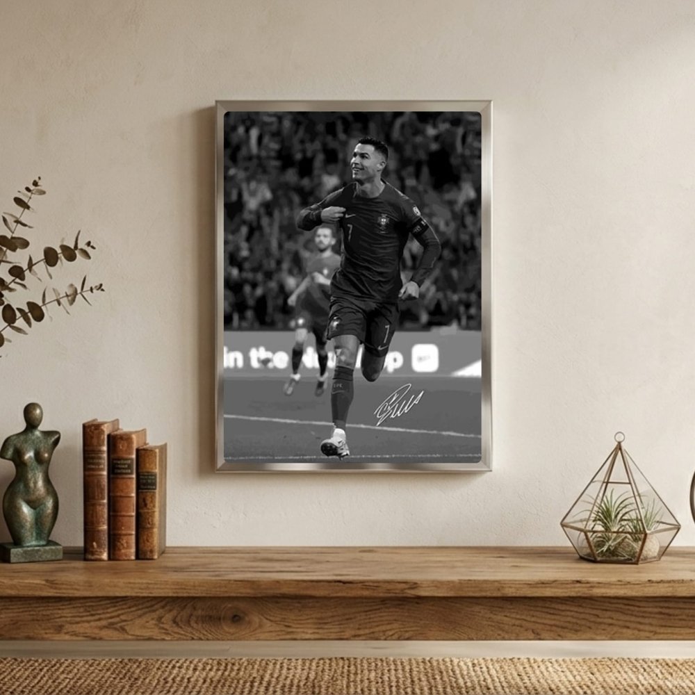 cr7, cristiano ronaldo - Vibes Districtcr7, cristiano ronaldo poster GoldVibes District