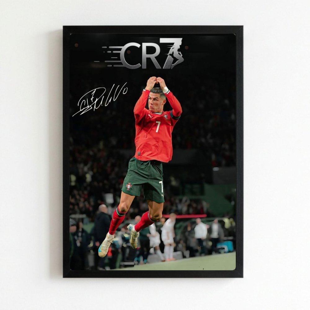 cr7, cristiano ronaldo - Vibes Districtcr7, cristiano ronaldo poster NeroVibes District