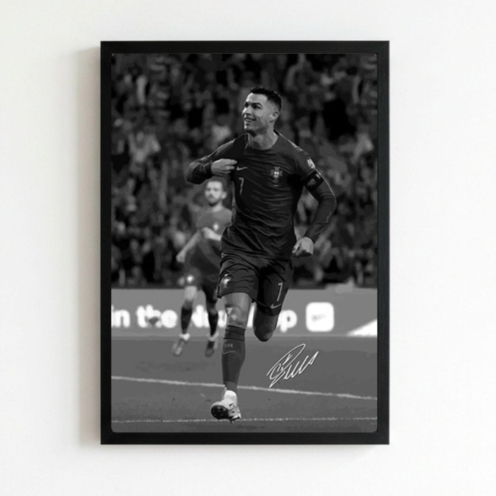 cr7, cristiano ronaldo - Vibes Districtcr7, cristiano ronaldo poster NeroVibes District