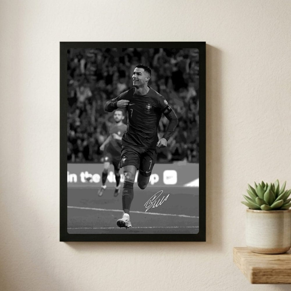 cr7, cristiano ronaldo - Vibes Districtcr7, cristiano ronaldo poster GoldVibes District