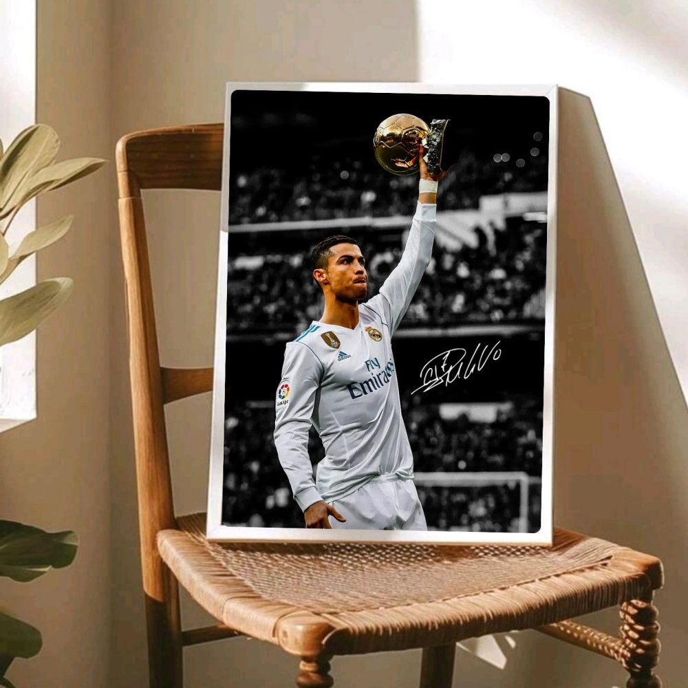 cr7, cristiano ronaldo - Vibes Districtcr7, cristiano ronaldo poster GoldVibes District
