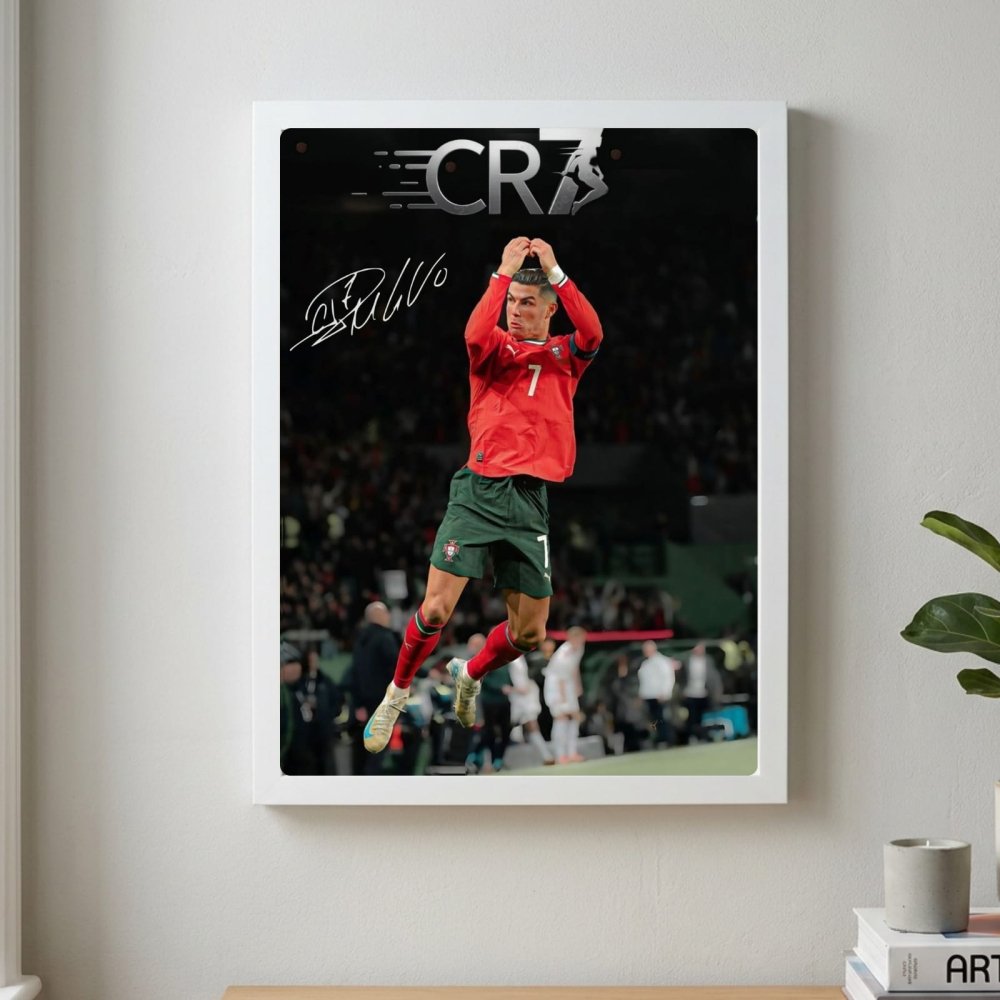 cr7, cristiano ronaldo - Vibes Districtcr7, cristiano ronaldo poster GoldVibes District