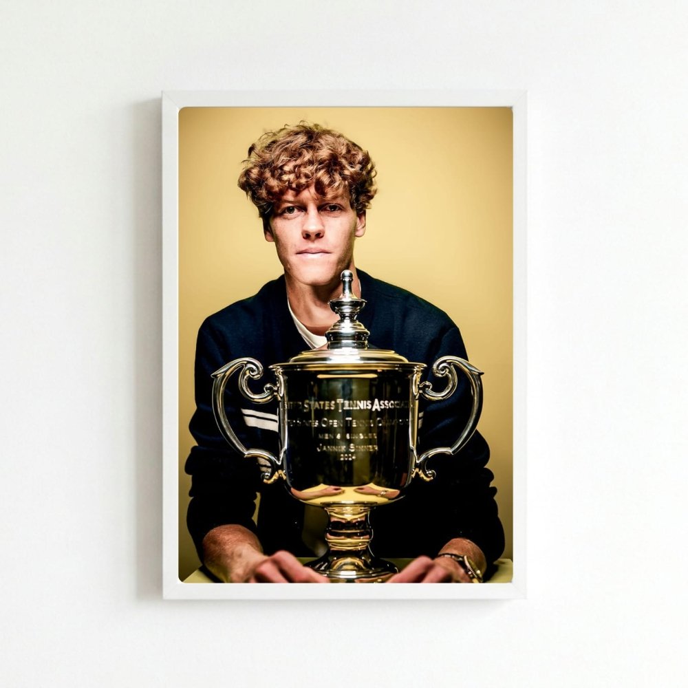 Jannik sinner - tennis - Vibes DistrictJannik sinner - tennis poster BiancoVibes District