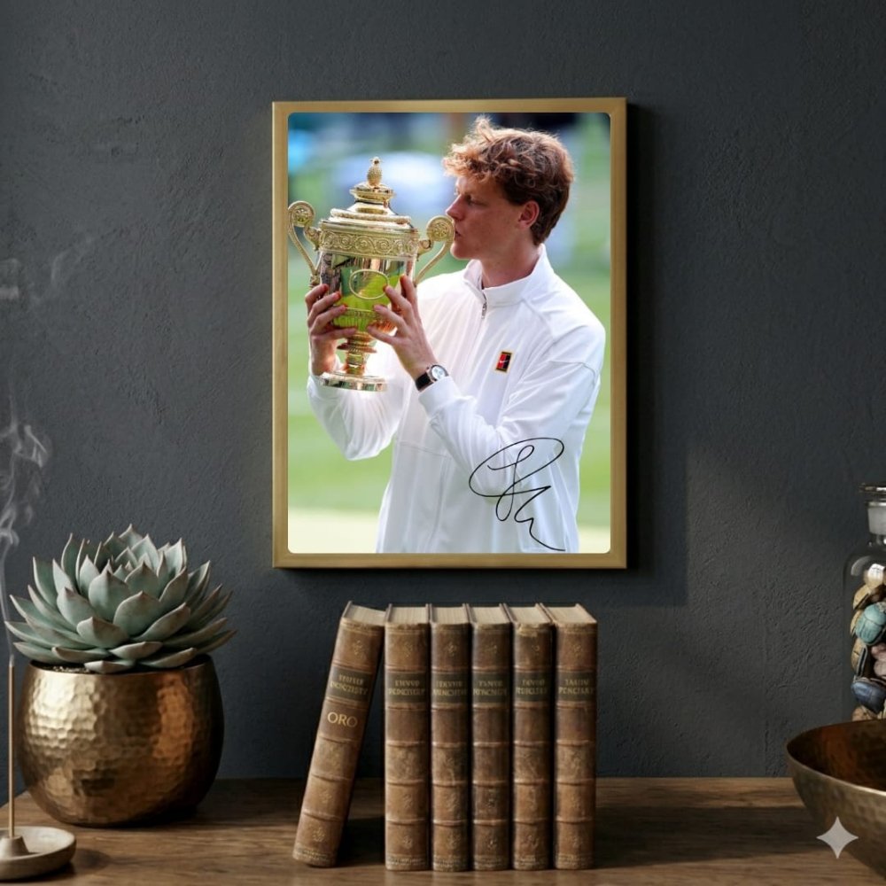Jannik sinner - tennis - Vibes DistrictJannik sinner - tennis poster GoldVibes District