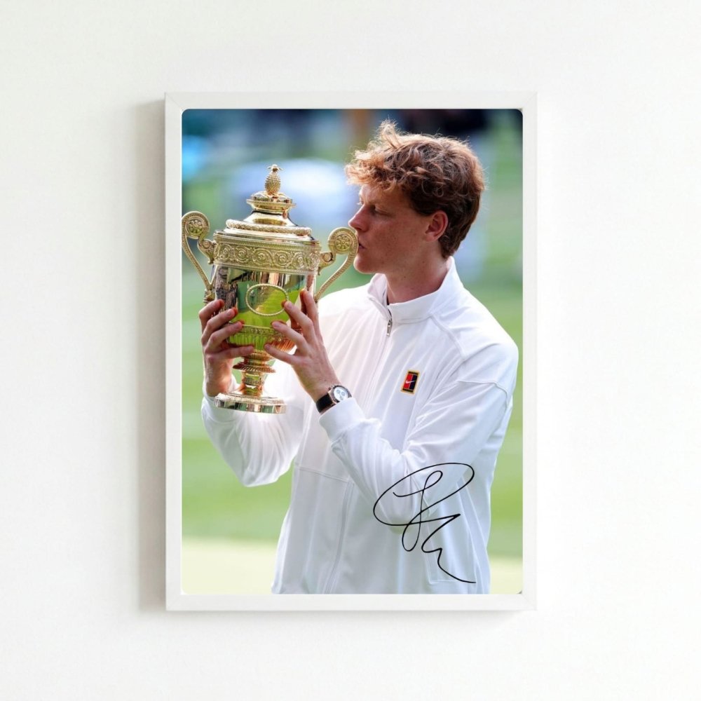 Jannik sinner - tennis - Vibes DistrictJannik sinner - tennis poster BiancoVibes District