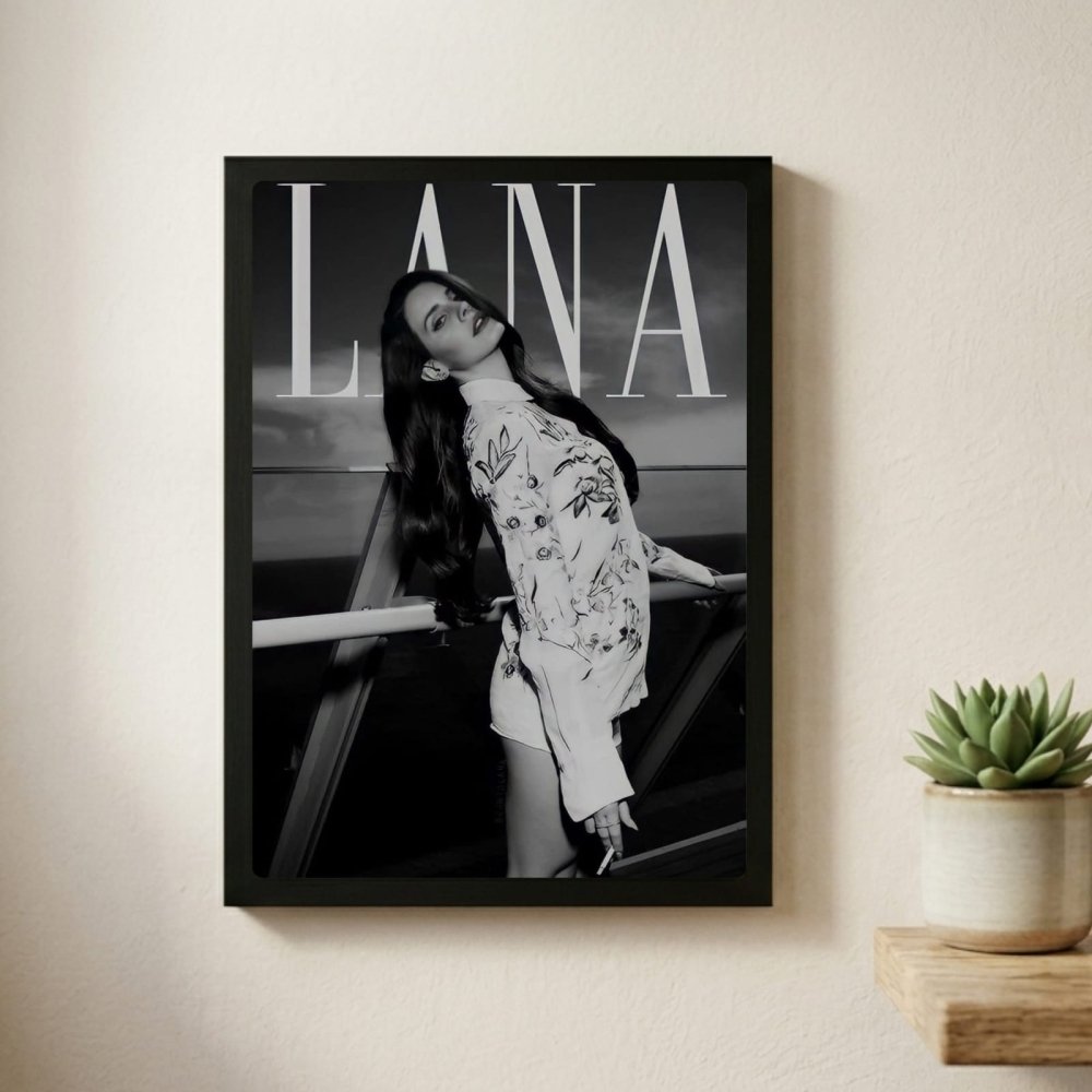 Lana Del Rey Poster with Frame - Vibes DistrictLana Del Rey Poster with Frame poster BiancoVibes District