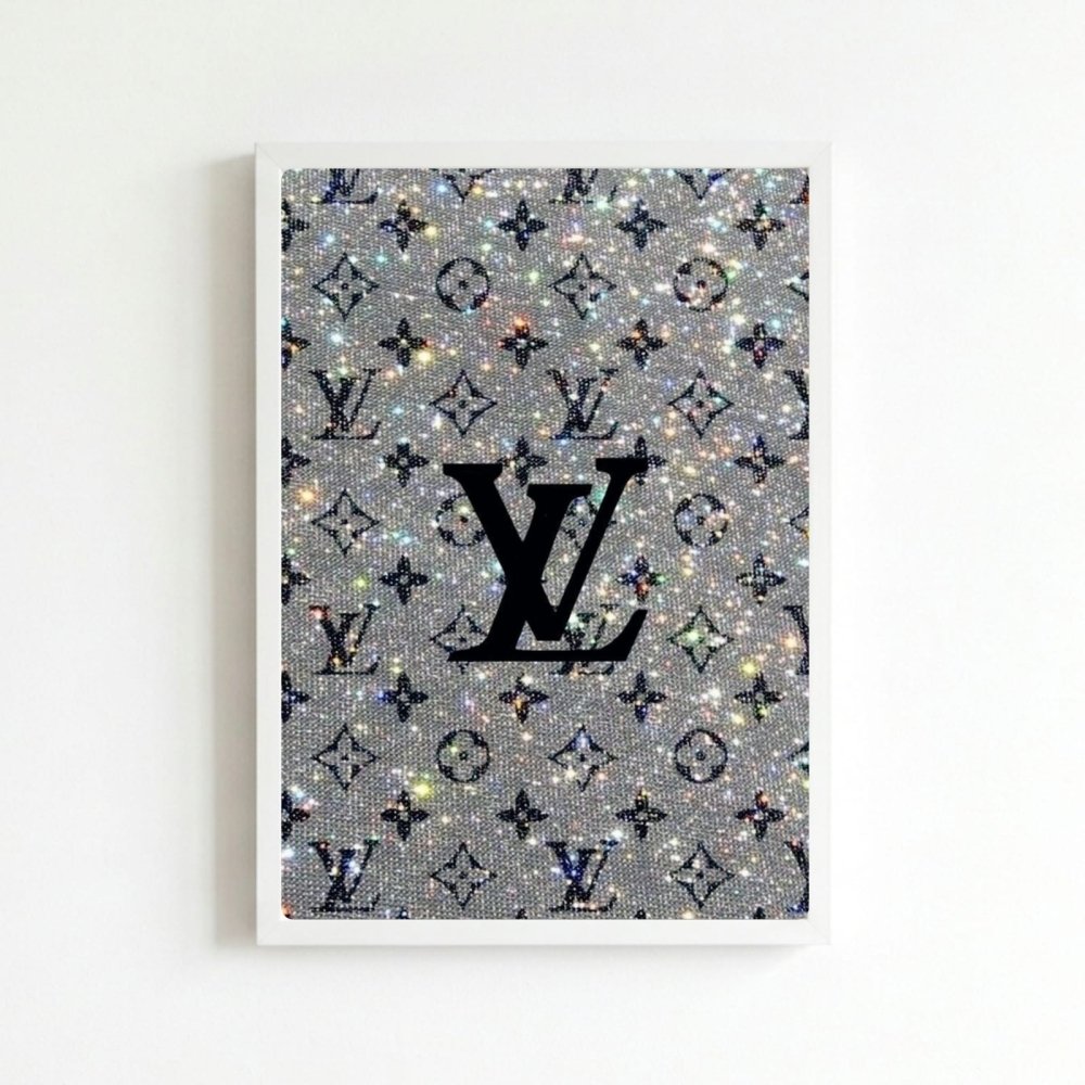 Luxury brand - Vibes DistrictLuxury brand poster BiancoVibes District