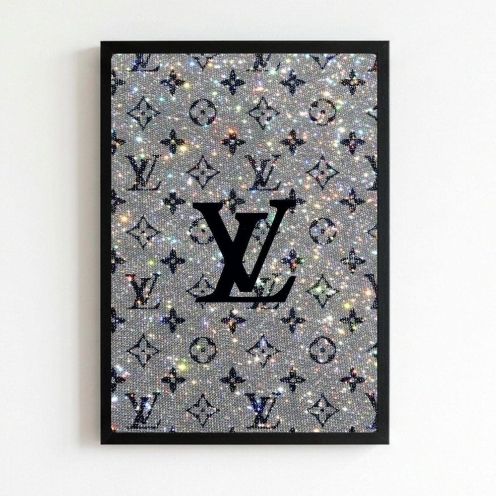 Luxury brand - Vibes DistrictLuxury brand poster NeroVibes District