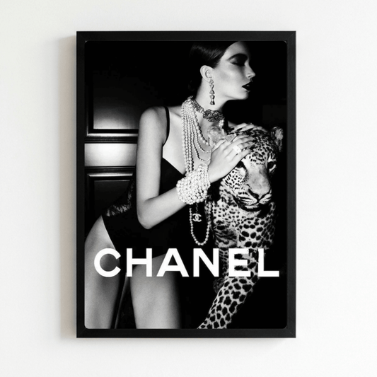 Luxury brand - Vibes DistrictLuxury brand poster NeroVibes District