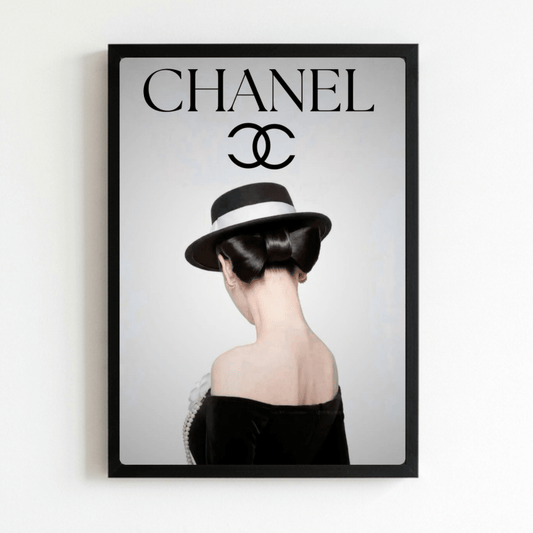 Luxury brand - Vibes DistrictLuxury brand poster NeroVibes District