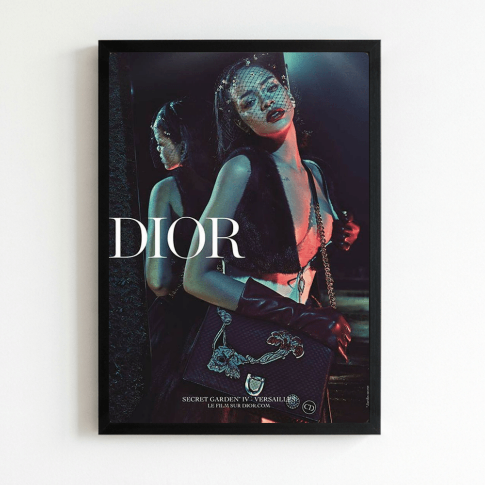 Luxury brand - Vibes DistrictLuxury brand poster NeroVibes District