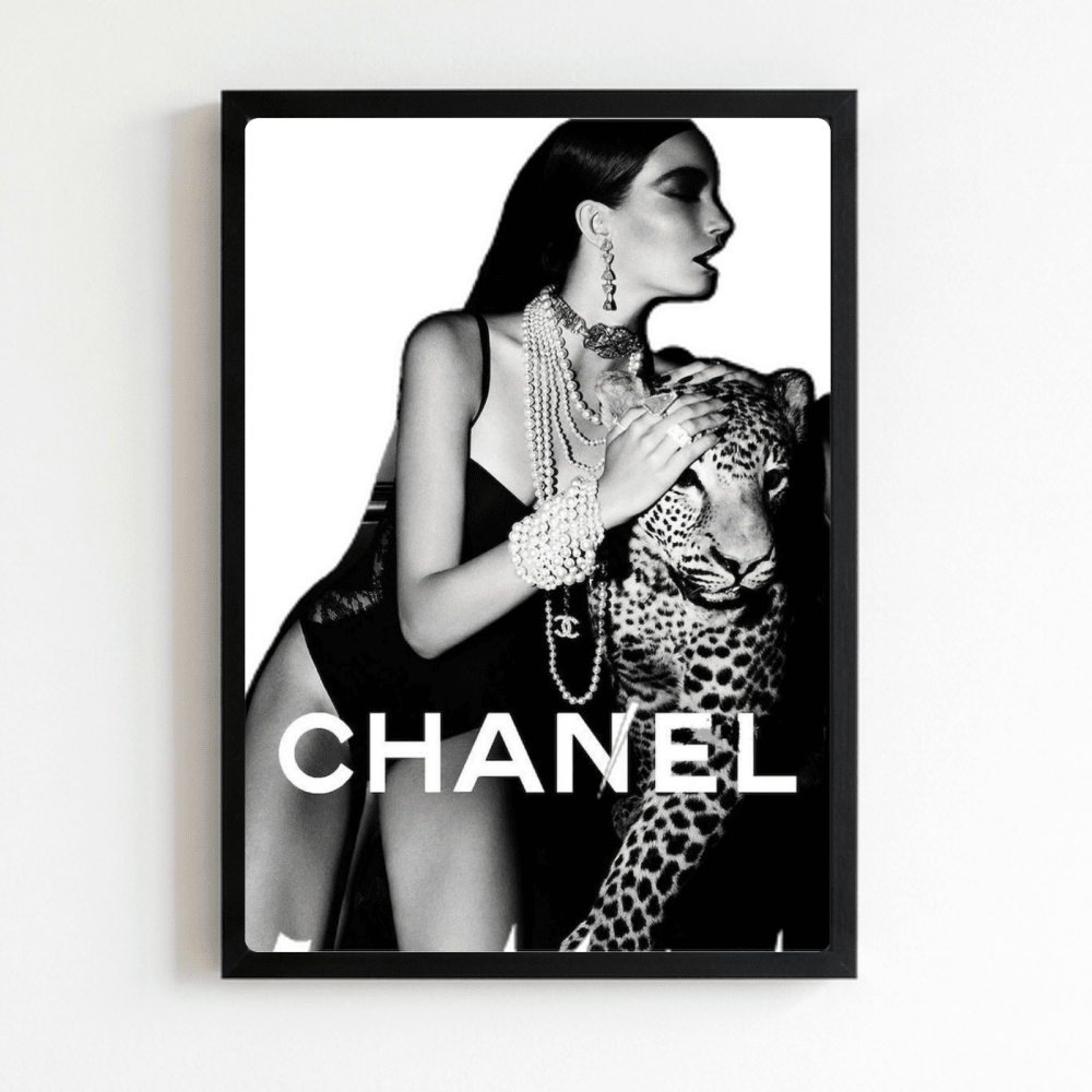 Luxury brand - Vibes DistrictLuxury brand poster NeroVibes District