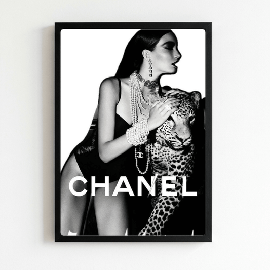 Luxury brand - Vibes DistrictLuxury brand poster NeroVibes District