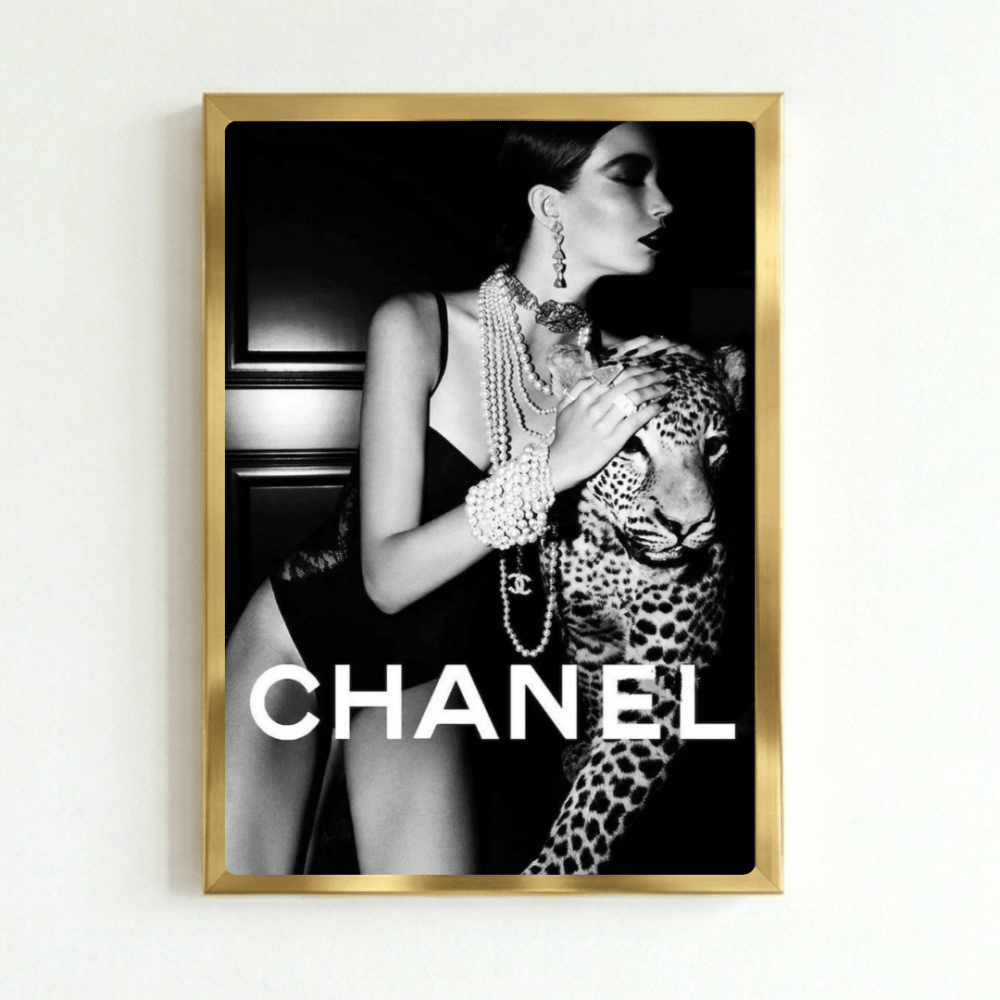 Luxury brand - Vibes DistrictLuxury brand poster NeroVibes District