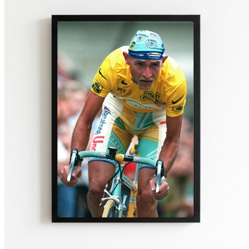 Marco Pantani - ciclismo - Vibes DistrictMarco Pantani - ciclismo poster NeroVibes District