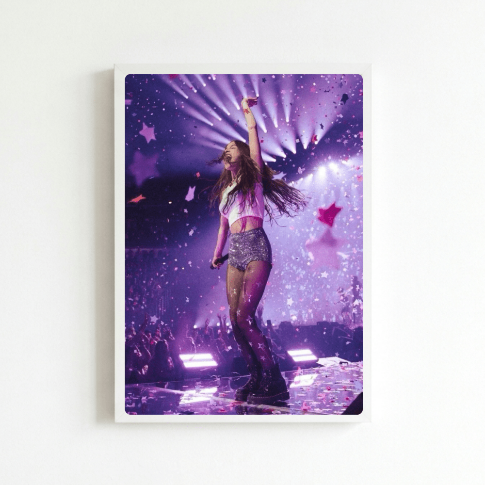 Olivia Rodrigo Poster with Frame - Vibes DistrictOlivia Rodrigo Poster with Frame BiancoVibes District