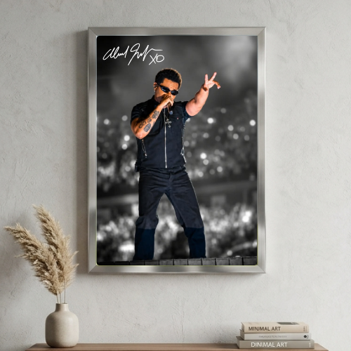 The Weeknd live autograph