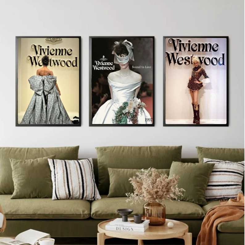 Set: luxury brand