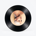 Ariana grande - swertener
