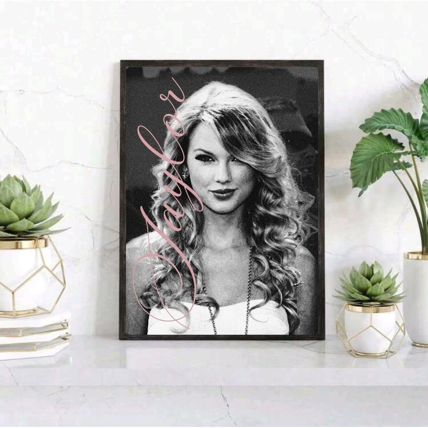 Taylor Swift Poster with Frame