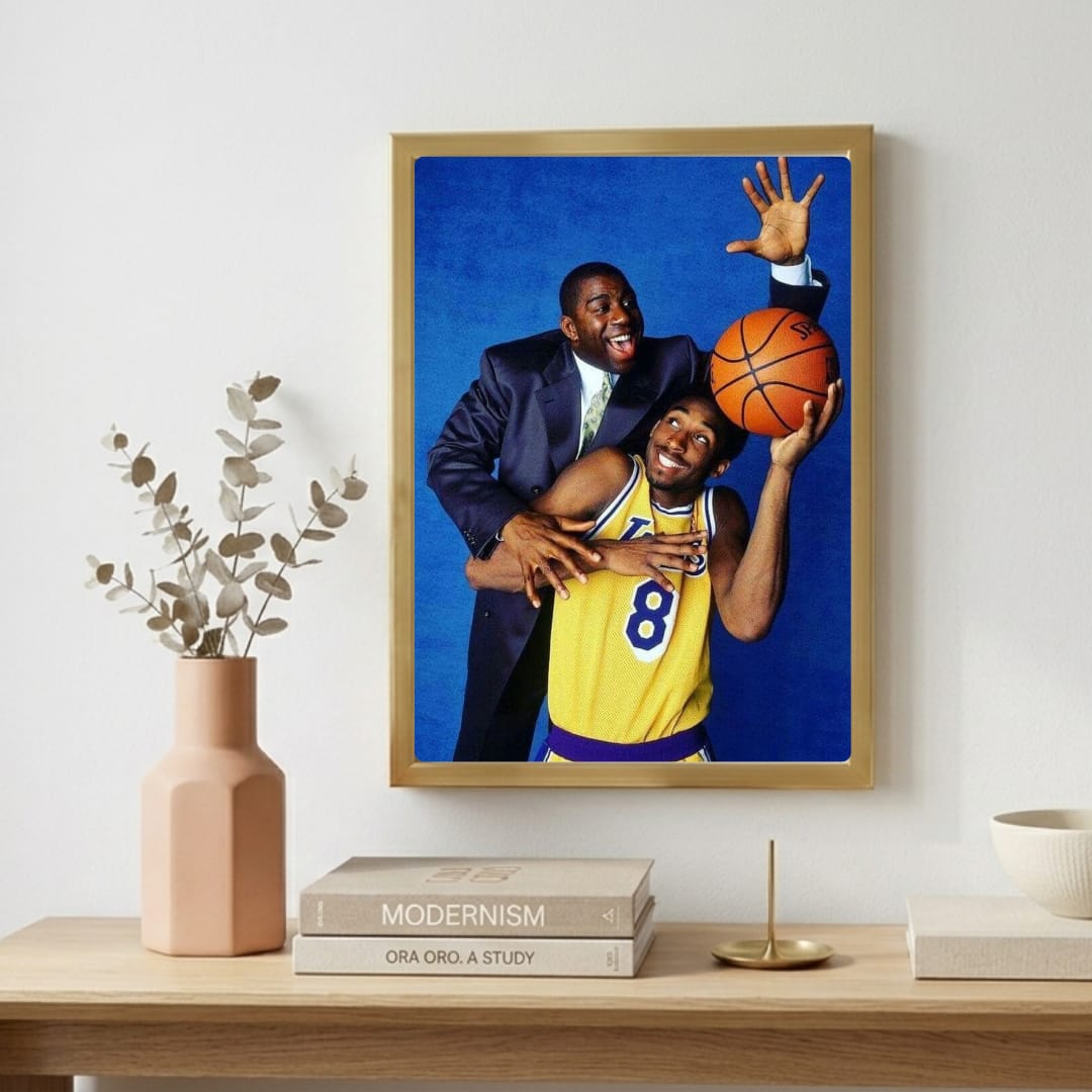 Magic Johnson and Kobe Bryant - Basket