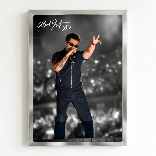 The Weeknd live autograph
