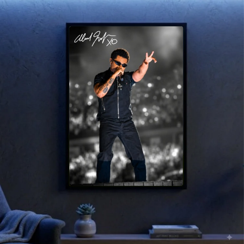 The Weeknd live autograph