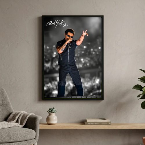 The Weeknd live autograph