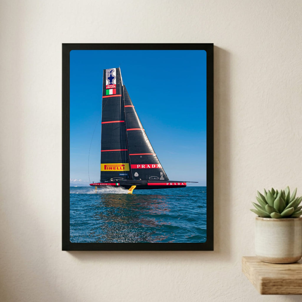 Luxury brand - luna rossa, barca a vela