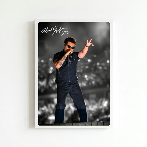 The Weeknd live autograph