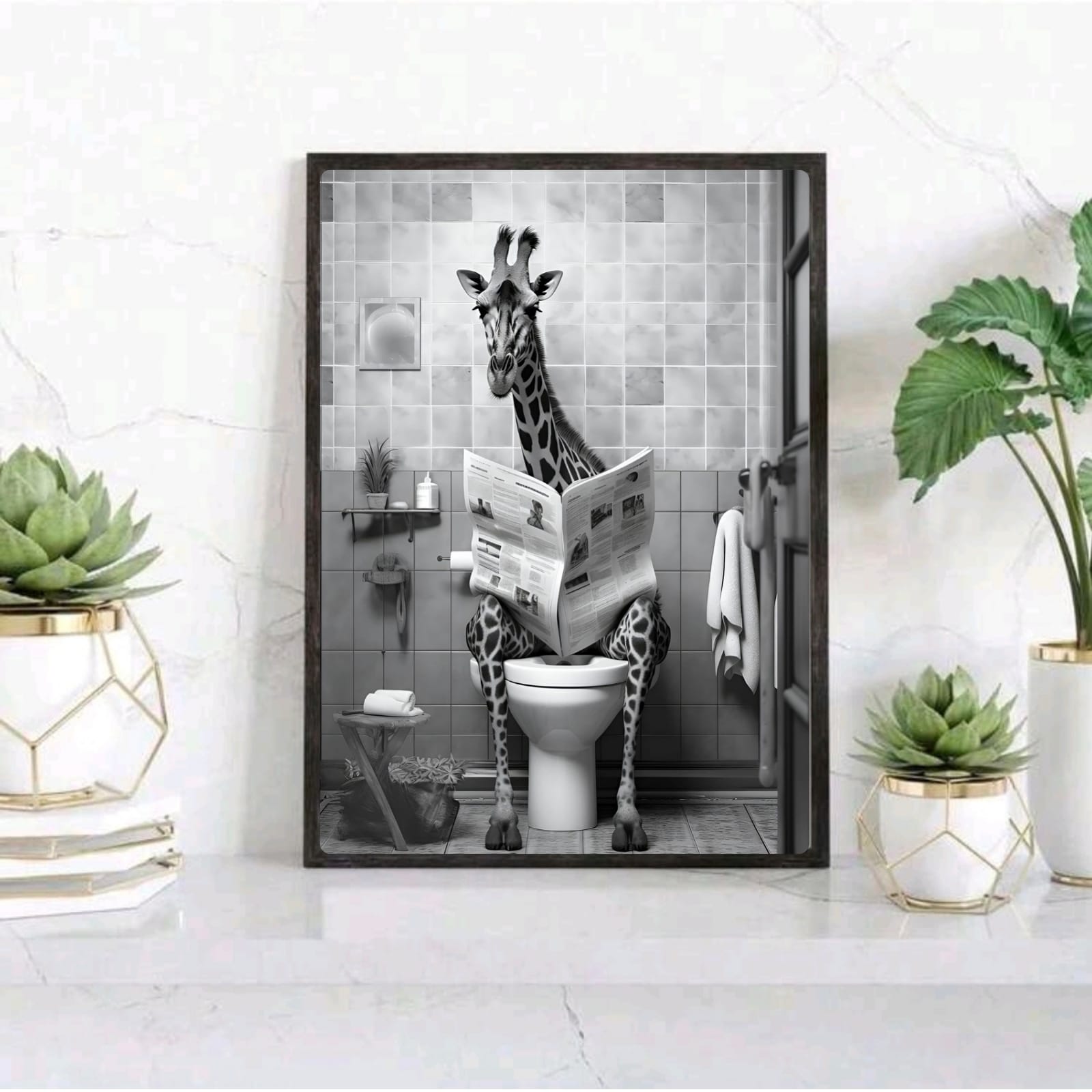Giraffe house bathroom decor
