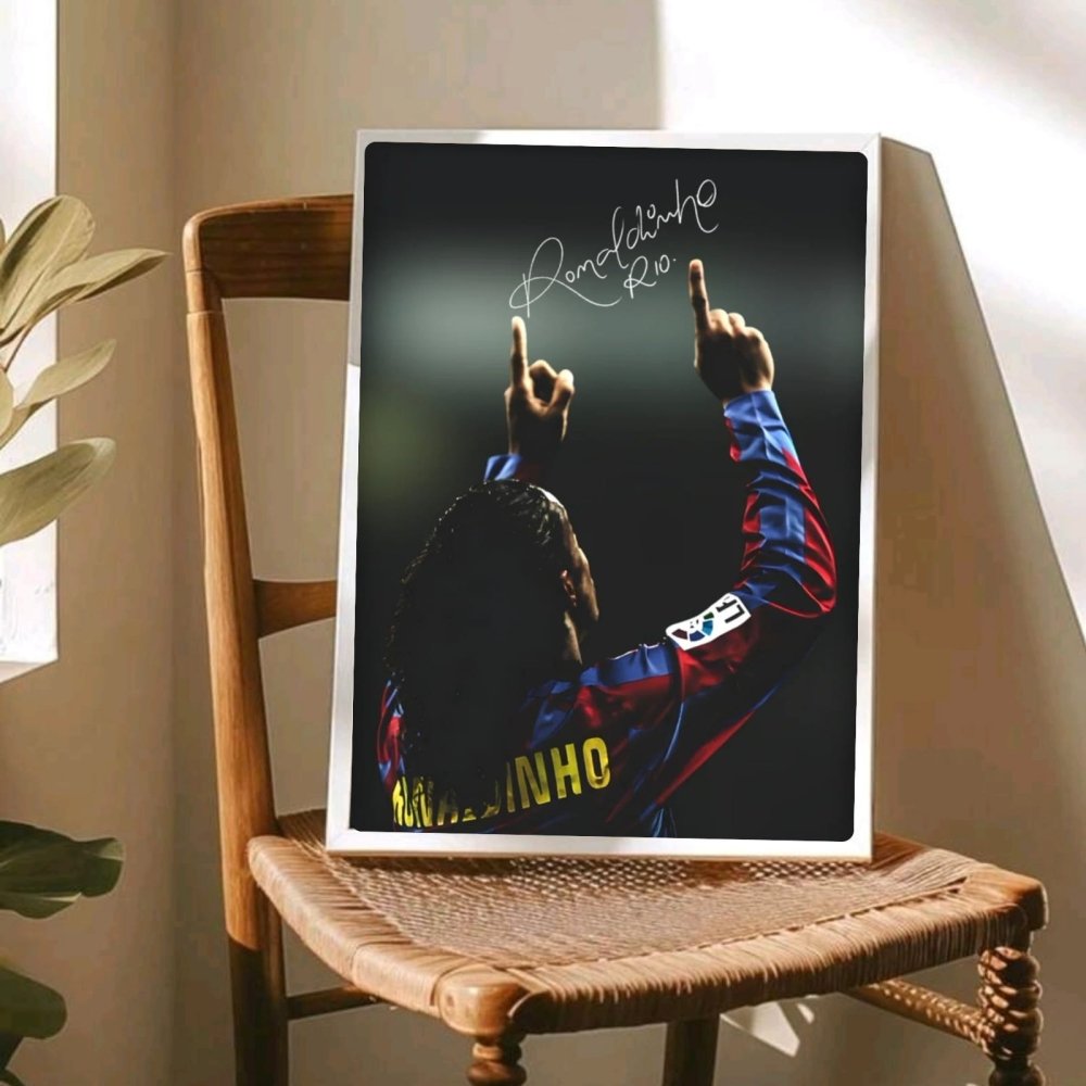 ronaldinho - Vibes Districtronaldinho poster BiancoVibes District